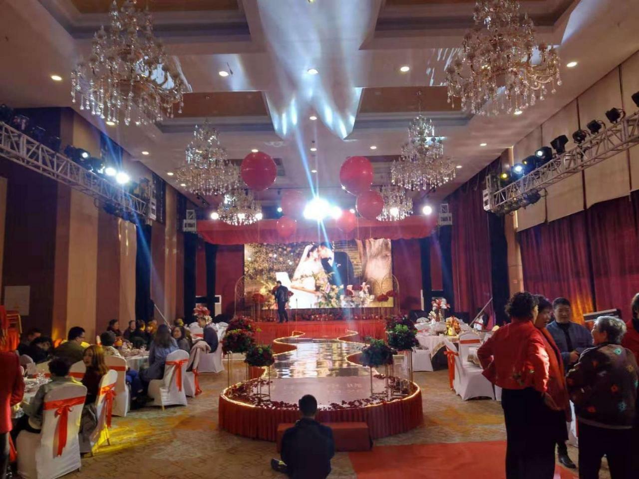 Beijing Gongmei Blue Peacock Business Hotel Экстерьер фото
